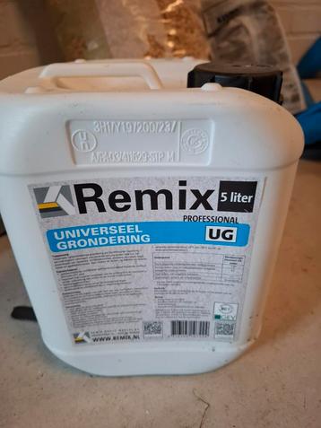 Remix Universeel Grondering. Nog 3 liter over. beschikbaar voor biedingen