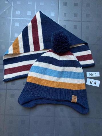 H&M wintersets (colsjaal + muts) mt. 110-128  beschikbaar voor biedingen