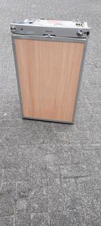 Dometic RM 7400 camper caravan koelkast op gas 12v 220v, Caravans en Kamperen, Camper-accessoires, Ophalen of Verzenden, Gebruikt