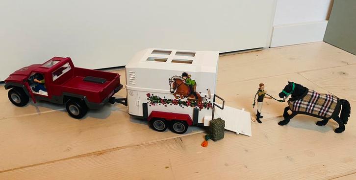 Schleich trailer met auto, Verzamelen, Speelgoed, Gebruikt, Ophalen of Verzenden