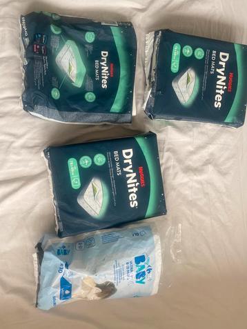 Bedmatjes/plasmatjes dry nites beschikbaar voor biedingen