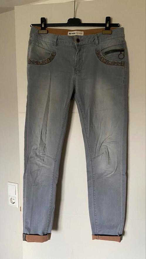 Mos Mosh ‘spijker’broek middengrijs mt 38-40, Kleding | Dames, Spijkerbroeken en Jeans, Zo goed als nieuw, W30 - W32 (confectie 38/40)