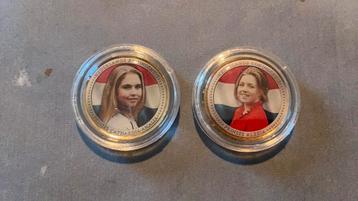 #111 Setje vergulde  € 2 munten afbeeldingen Amalia/Alexia beschikbaar voor biedingen