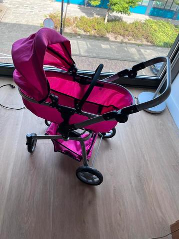 Gebruikte poppenwagen - gratis af te halen beschikbaar voor biedingen