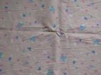 Vintage lap stof lichtroze mt roze lichtblauwe witte hartjes, Gebruikt, Ophalen of Verzenden, 30 tot 120 cm, Katoen