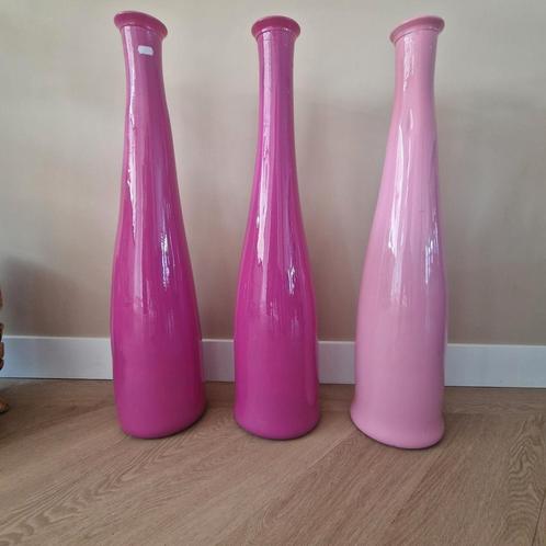 3 hoge vazen roze 80cm hoog - showmodellen 50% korting, Huis en Inrichting, Woonaccessoires | Vazen, Nieuw, Overige kleuren, 75 cm of meer
