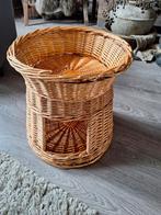 Rieten katten mand, Ophalen of Verzenden, Zo goed als nieuw