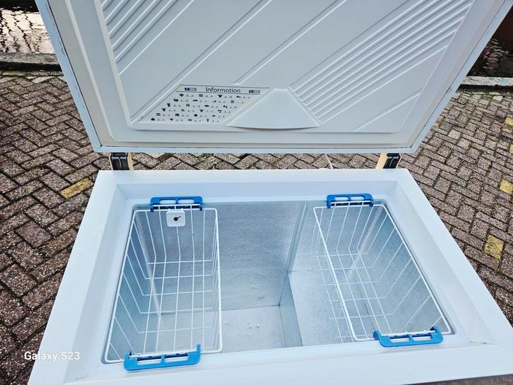 Liebherr Vrieskist - 205L, Witgoed en Apparatuur, Vriezers en Diepvrieskisten, Gebruikt, Vrijstaand, Vrieskist, Ophalen of Verzenden