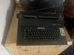 Typemachine typewriter typen papier olivetti antiek, Diversen, Typemachines, Ophalen, Gebruikt