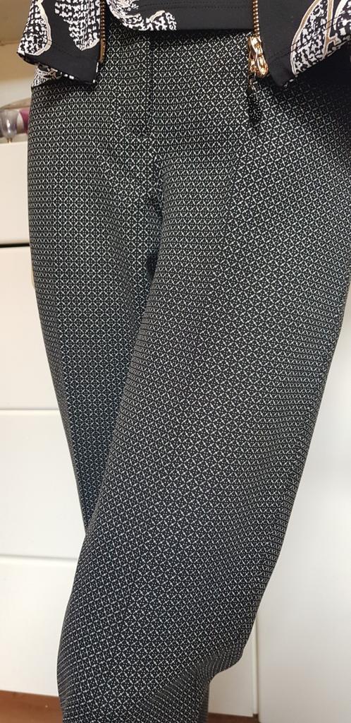 Nieuw pantalon elegant en klasse Cambio ww 279,-, Kleding | Dames, Broeken en Pantalons, Nieuw, Maat 42/44 (L), Zwart, Lang, Ophalen of Verzenden
