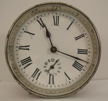 Ronde reisklok met wekker beschikbaar voor biedingen