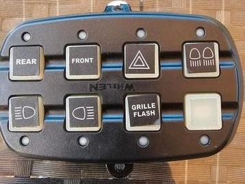Whelen PCC8R bediening module beschikbaar voor biedingen