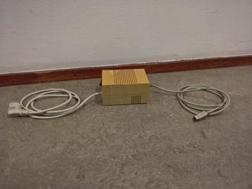 Voeding Amiga 500 werkend beschikbaar voor biedingen