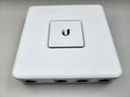 Ubiquiti UniFi USG (Security Gateway), Computers en Software, Ophalen of Verzenden, Zo goed als nieuw, Router, Ubiquity