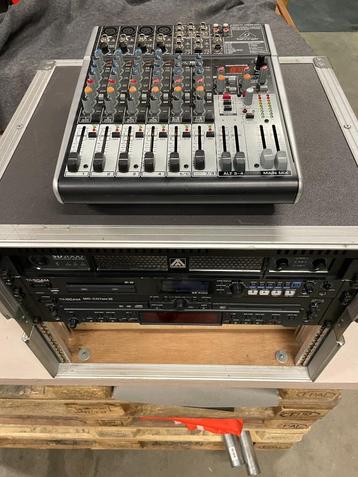 Kleine zang of PA installatie MasterAudio, Behringer beschikbaar voor biedingen