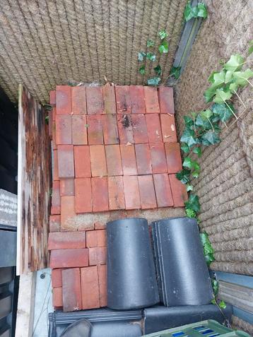 Metselstenen - Rood/Bruin c.a 350 stuks! beschikbaar voor biedingen