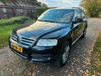 Volkswagen Touareg 4.2 V8 MOTOR SCHADE 4MOTION AUT 2004, Automaat, 4172 cc, Zwart, Leder