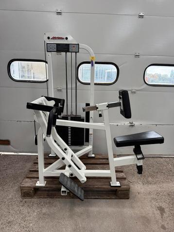 Life Fitness pro 1 seated row/ rowing machine/ beschikbaar voor biedingen