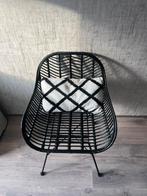 Zwarte Rotan stoel, Huis en Inrichting, Stoelen, Ophalen, Zwart, Riet of Rotan, Zo goed als nieuw