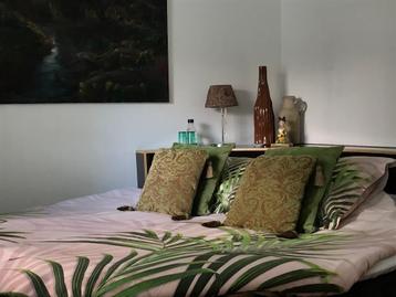 Ikea Sultan Sandane rond bed boxspring en alle toebehoren  beschikbaar voor biedingen