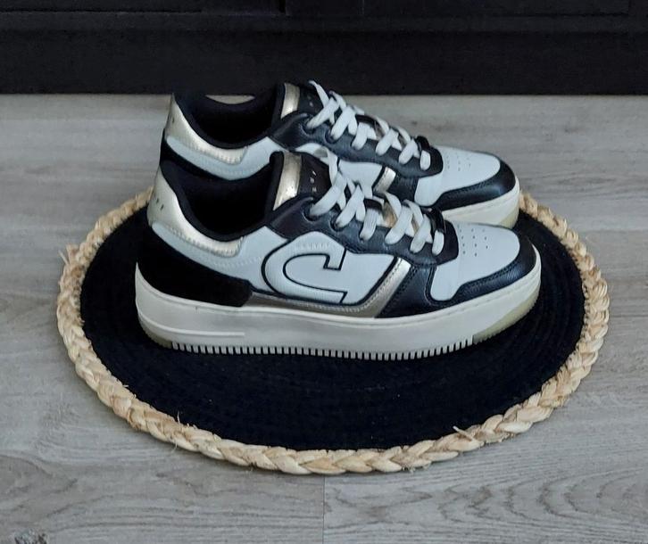 CRUYFF Sneaker zwart wit goud Maat 39🙂, Kleding | Dames, Schoenen, Zo goed als nieuw, Sneakers of Gympen, Zwart, Ophalen of Verzenden
