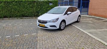 Opel Astra 1.4 Online Ed. Automaat  beschikbaar voor biedingen