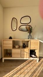 IKEA KALLAX shelving unit with underframe, Ophalen, Zo goed als nieuw