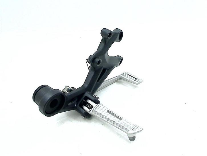 SCHETSPLAAT RECHTS VOOR Street Triple 675 R 2013-2017, Motoren, Onderdelen | Overige, Gebruikt