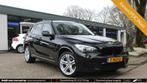BMW X1 xDrive28i M-sport 245pk |Alcantara|PDC|Xenon|Navi|Tr., Auto's, BMW, Te koop, Alcantara, 5 stoelen, Benzine