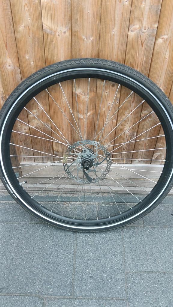 28 inch Voorwiel met Schijfrem – Maxxis 47-622 (28 x 1.75), Fietsen en Brommers, Fietsonderdelen, Zo goed als nieuw, Algemeen
