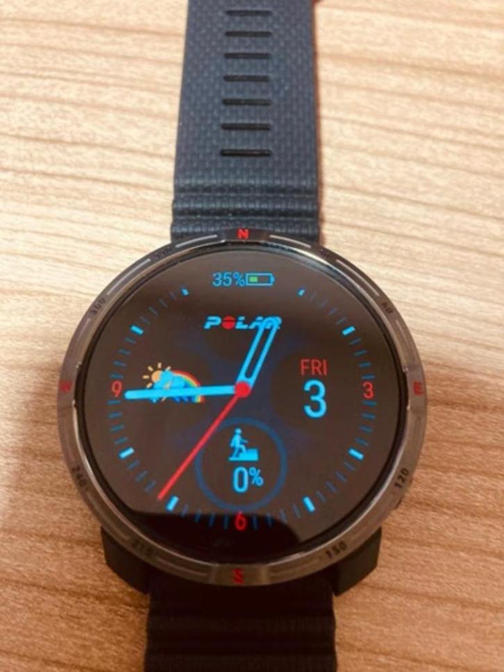 Polar Grit X2 Zwart, Sieraden, Tassen en Uiterlijk, Smartwatches, Zo goed als nieuw, Android, Zwart, Afstand, Calorieverbanding