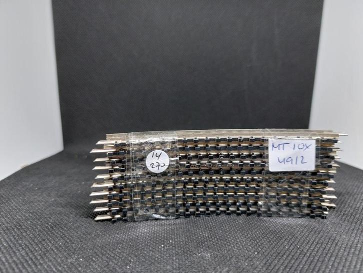 Minitrix 4912 - 10 x gebogen rail R1 / 30 graden (14270), Hobby en Vrije tijd, Modeltreinen | N-Spoor, Gebruikt, Rails, Gelijkstroom