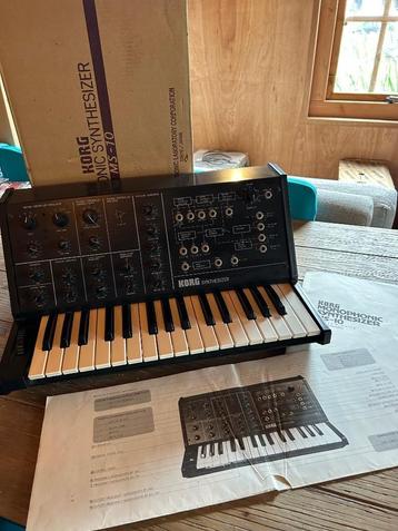 KORG MS10 - in originele doos! beschikbaar voor biedingen