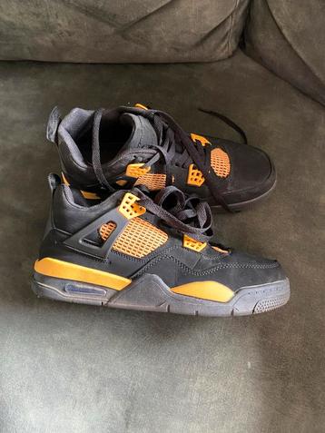 Schoenen beschikbaar voor biedingen