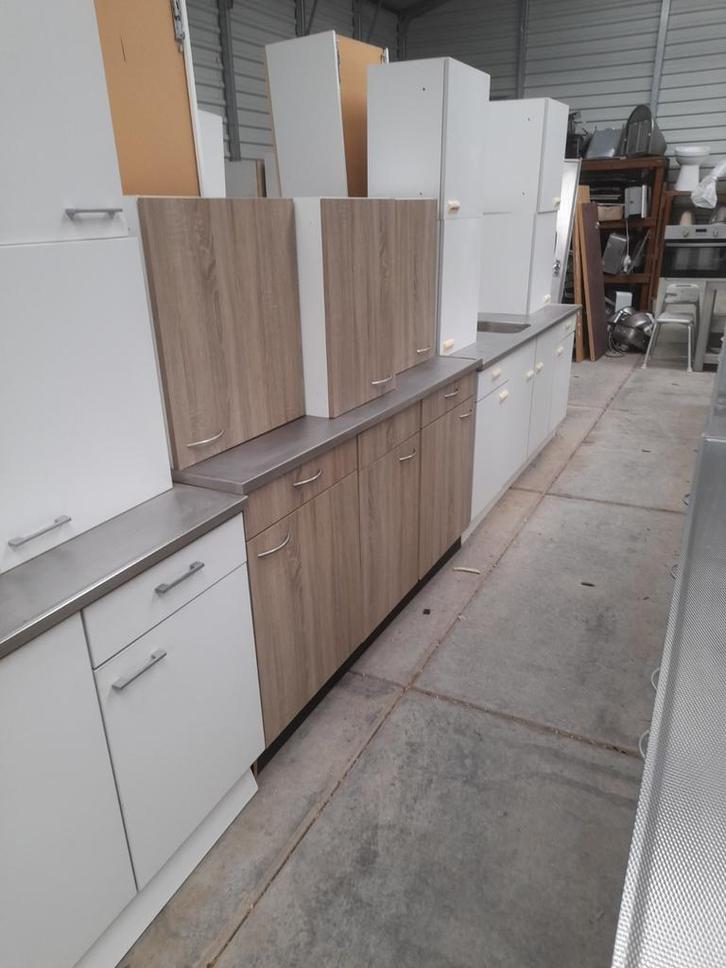 Gebruikte Keuken - Keukens, Huis en Inrichting, Keuken | Complete keukens, Gebruikt, Enkelwandige keuken, Overige kleuren, Overige materialen