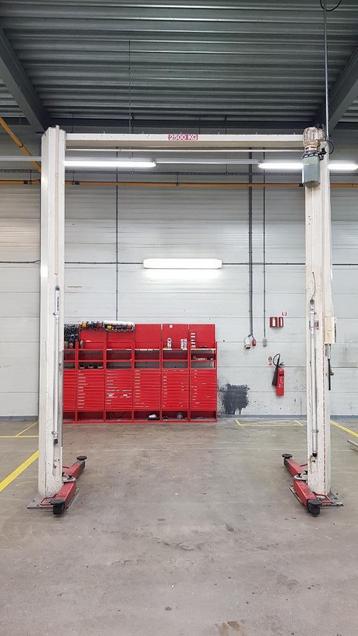 2 koloms hefbrug autobrug Koni KS 2025 2500Kg 1992 Pur 6 beschikbaar voor biedingen