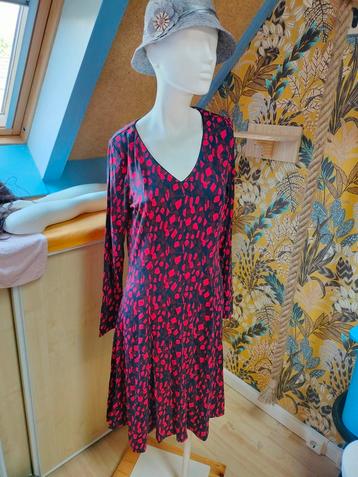 Nieuwe jurk van Sandwich L beschikbaar voor biedingen