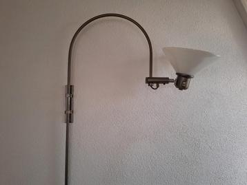 Vintage wandlamp design Koch & Lowy Memphis beschikbaar voor biedingen