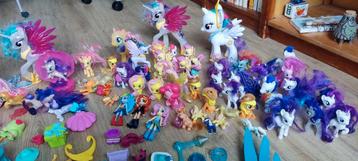 Grote collectie my little pony's met ruim 50 figuurtjes beschikbaar voor biedingen