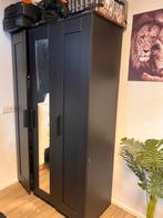 Zwarte kledingkast met deuren, Overige materialen, Gebruikt, 100 tot 150 cm, 200 cm of meer