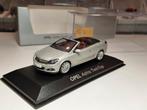 Opel Astra H TwinTop 2006-2011 Panna Cotta 1/43 Minichamps, Hobby en Vrije tijd, Modelauto's | 1:43, Ophalen of Verzenden, Zo goed als nieuw