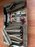 Märklin rails, spoorwegovergang en wagons H0, Hobby en Vrije tijd, Modeltreinen | H0, Wisselstroom, Gebruikt, Rails, Ophalen of Verzenden