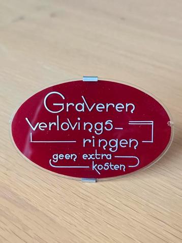 Antieke Reclame Graveren
Verlovings-ringen
geen extra kosten beschikbaar voor biedingen