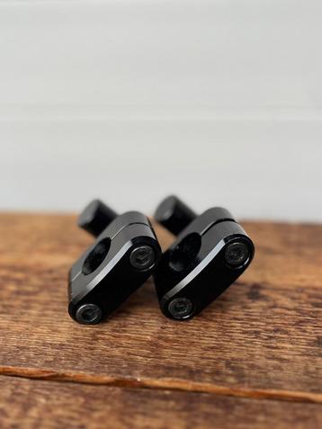 Motor stuurverhogers kantelbaar 22mm zwart beschikbaar voor biedingen