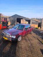 Mercedes-Benz Mercedes 1989 Rood, Auto's, Mercedes-Benz, 2300 cc, 595 kg, Sedan, Geïmporteerd