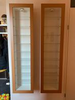 2 prachtige IKEA Bertby vitrinekasten - hangend -, Ophalen, Minder dan 50 cm, Zo goed als nieuw, Minder dan 25 cm