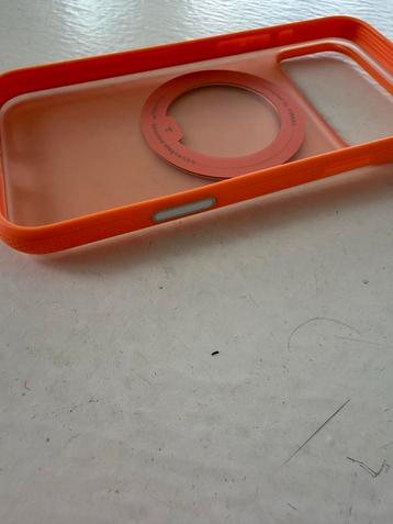 iPhone 17 Pro Max Hoesje met Standaard beschikbaar voor biedingen