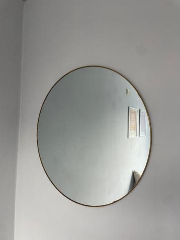 Ronde spiegel – 60 cm – met dunne gouden rand beschikbaar voor biedingen
