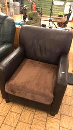 Mooie zwarte stoel met bruine zitting, Gebruikt, Ophalen of Verzenden