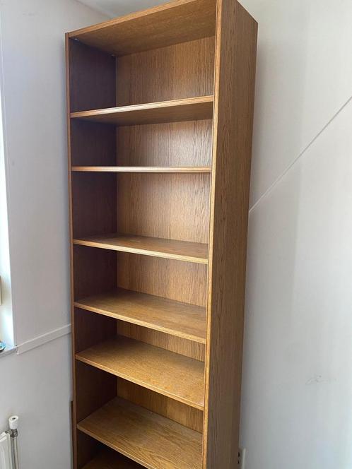 Stockholm walnoot boekenkast IKEA 2008, Huis en Inrichting, Kasten | Boekenkasten, Gebruikt, 50 tot 100 cm, 200 cm of meer, 25 tot 50 cm